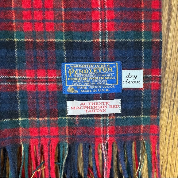 Pendleton Virgin Wool Authentic Macpherson Red Tartan Scarf - Picture 4 of 7